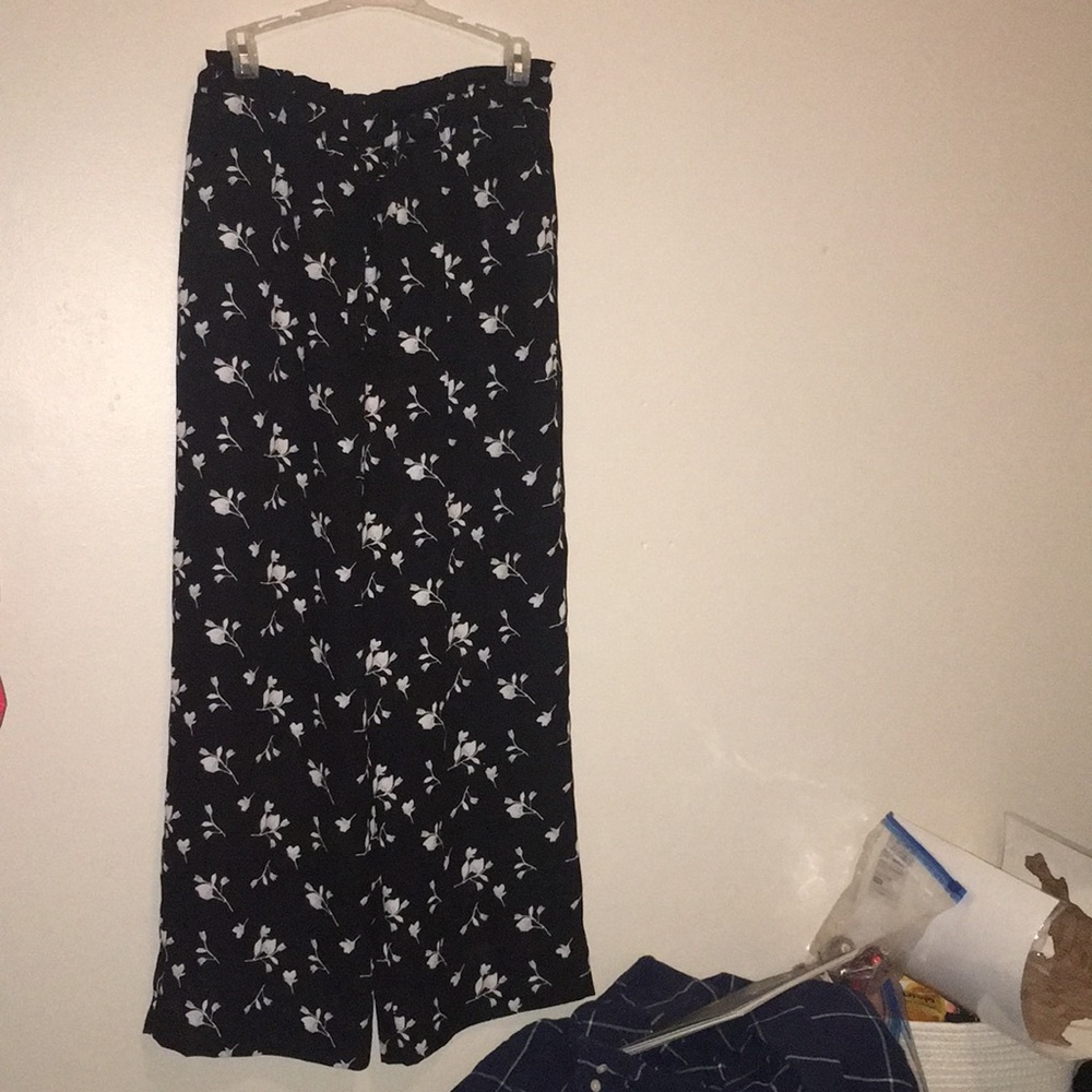 Flowy pants